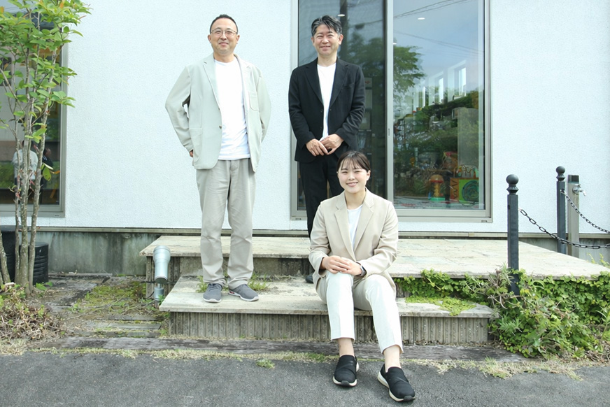 亥太郎建設の新築部・事務スタッフ一同